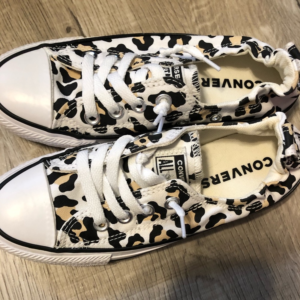 Converse Shoreline Leopard Sneaker